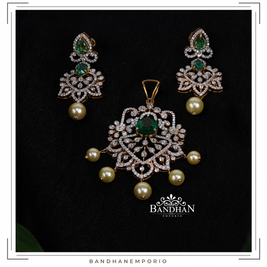 Pure 92.5 Silver Diamond Look alike Pendant